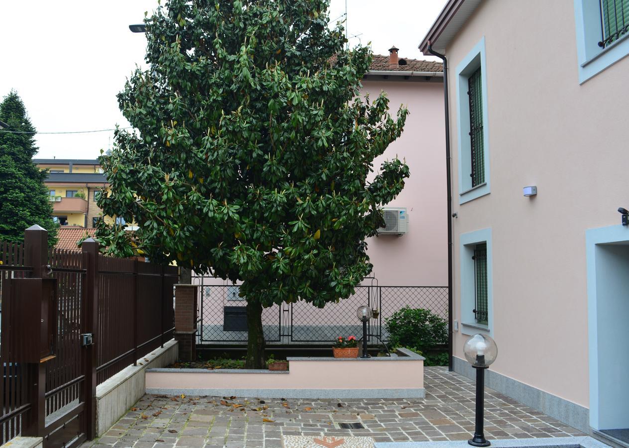 La Scala Rho B&B Esterno foto
